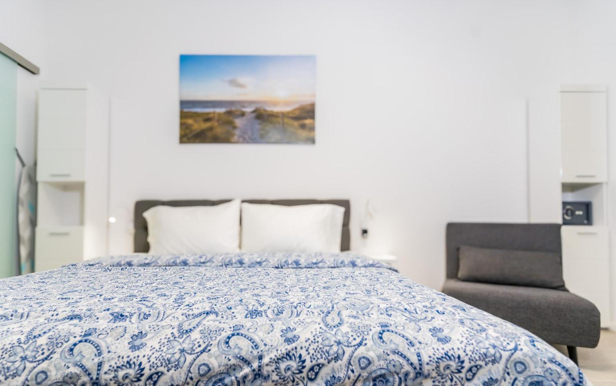 Private Room #1 With King Size, Ground Floor, Ac, Only 2Min To Rab Рамштайн-Мизенбах Экстерьер фото
